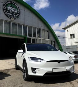 tesla_green